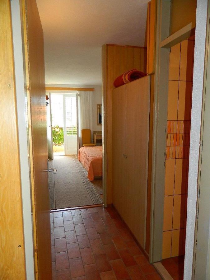 Apartments And Rooms Darinka Vrboska Exterior foto